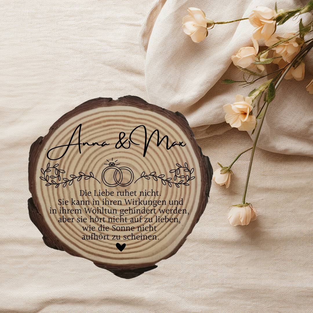 Gravierte Holzscheibe Hochzeit – personalisiert mit Namen & Datum – rustikale Hochzeitsdeko – Geschenk für Brautpaar – Ringträger Holz