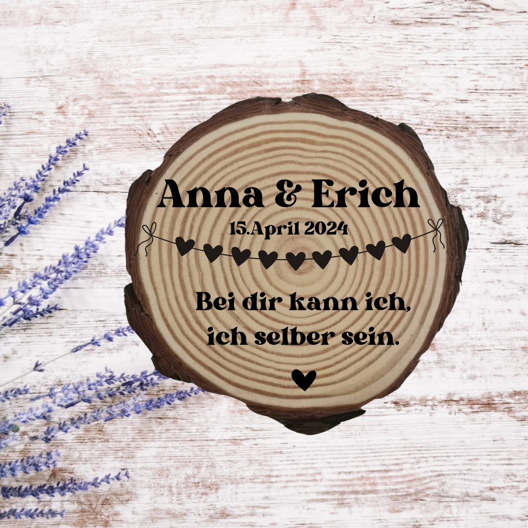 Gravierte Holzscheibe Hochzeit – personalisiert mit Namen & Datum – rustikale Hochzeitsdeko – Geschenk für Brautpaar – Ringträger Holz