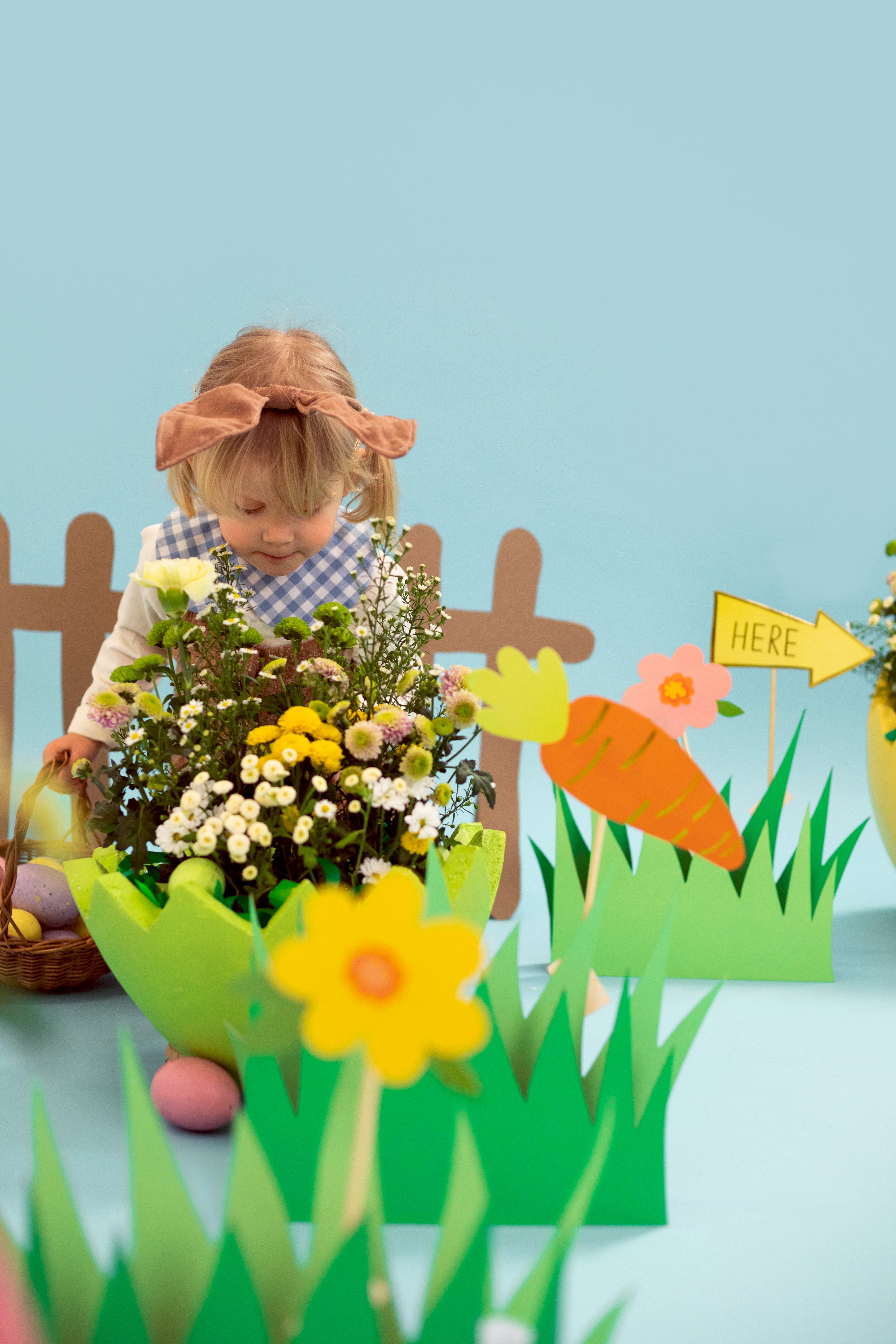 Ostereiersuche‑Set – 10 Deko‑Picks für Kuchen & Garten | Hasen, Karotten, Blumen & Pfeile | 8–22,5 × 6–24 cm, Stäbe 20 cm
