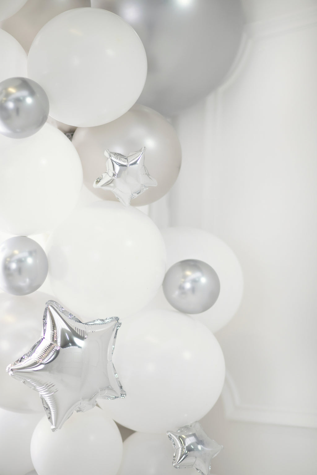 Sternförmige Folienballons Silber – 25er Set, 25 cm | Kleine silberne Sternballons für Geburtstag, Hochzeit, Babyshower & Partydeko
