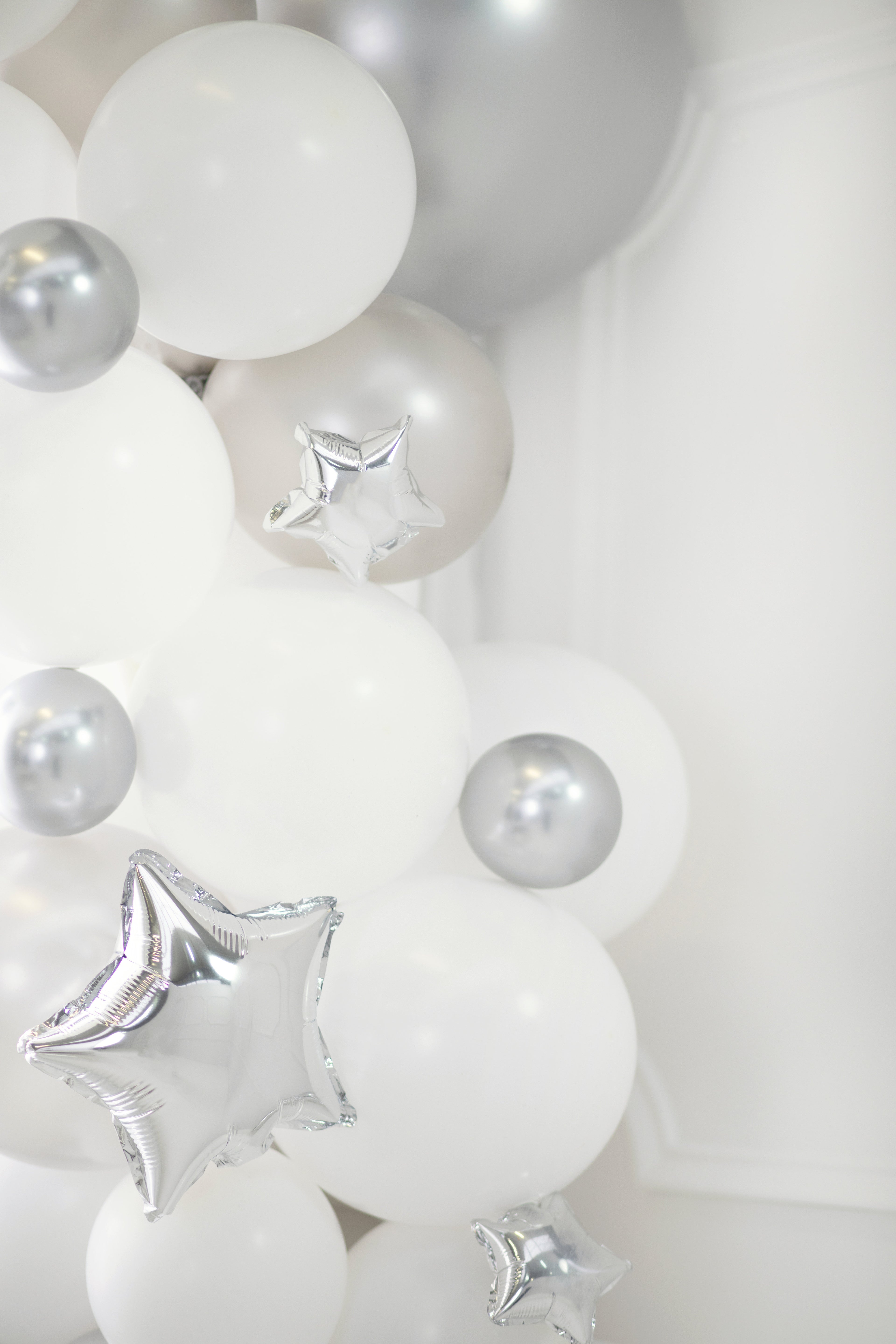 Sternförmige Folienballons Silber – 25er Set, 25 cm | Kleine silberne Sternballons für Geburtstag, Hochzeit, Babyshower & Partydeko