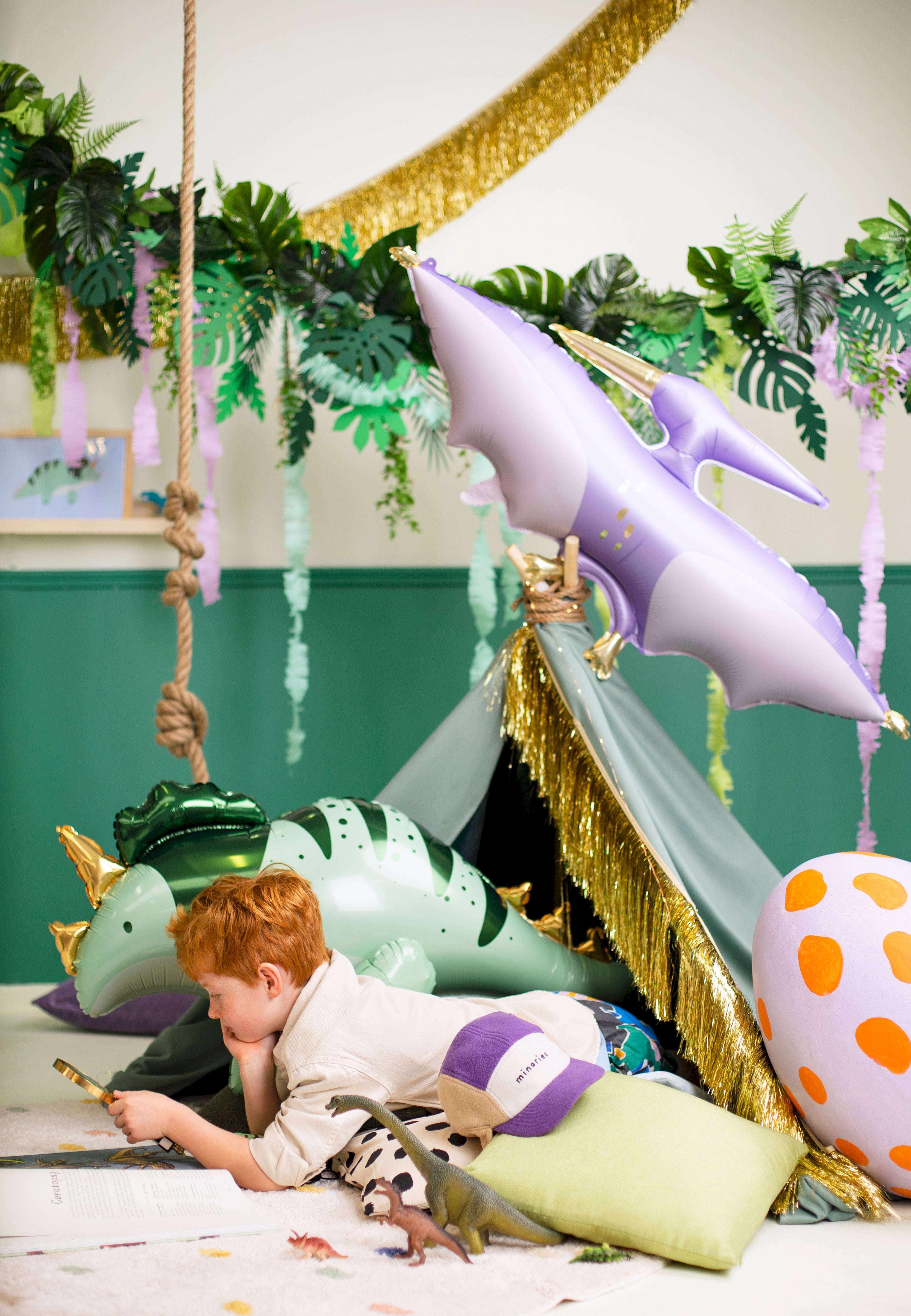 Pterodaktylus-Folienballon XXL 120 × 62 cm (aufgeblasen ca. 115 × 53 cm) – verschiedene Farben, Helium- & Luftfüllung, Dino-Party Deko inkl. Strohhalm