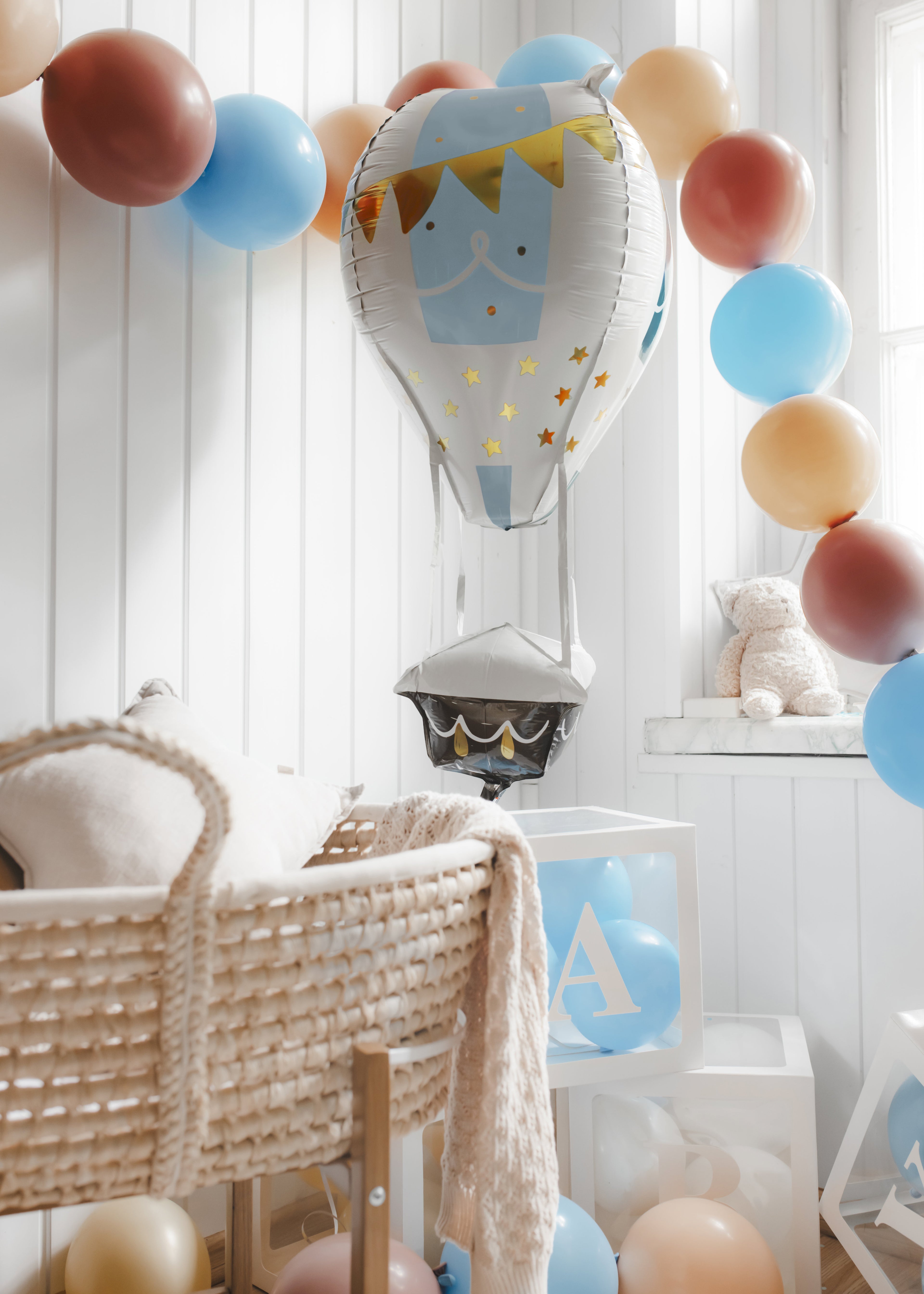 4D Folienballon Heißluftballon - 36 x 110 cm | Ballon-Deko für Babyshower, Geburtstag, Taufe & Kinderzimmer | Helium oder Luft
