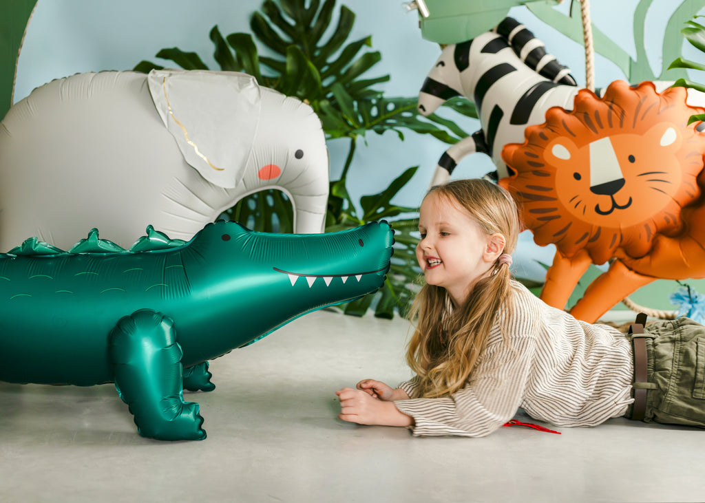 Krokodil‑Folienballon freistehend – 126 × 36 cm | Dunkelgrün | Luftfüllung, inkl. Strohhalm | Kindergeburtstag & Dschungel‑Party