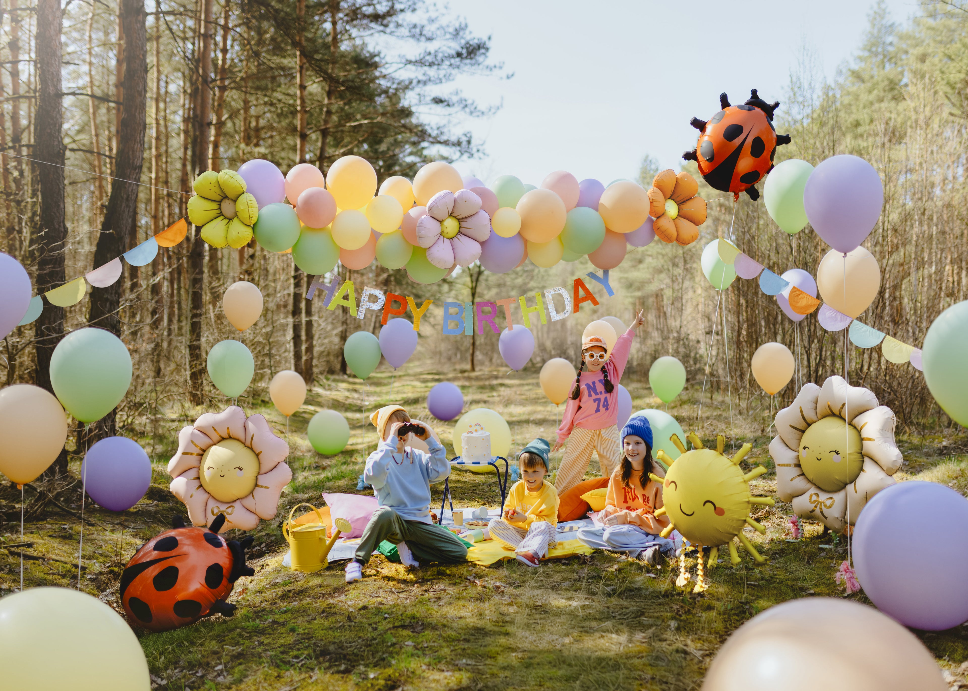 Gänseblümchen Folienballons für Girlanden – 4er Set | Ø 65/45 cm | Luftfüllung | Pastell (Gelb, Hellorange, Puderrosa, Helllila)
