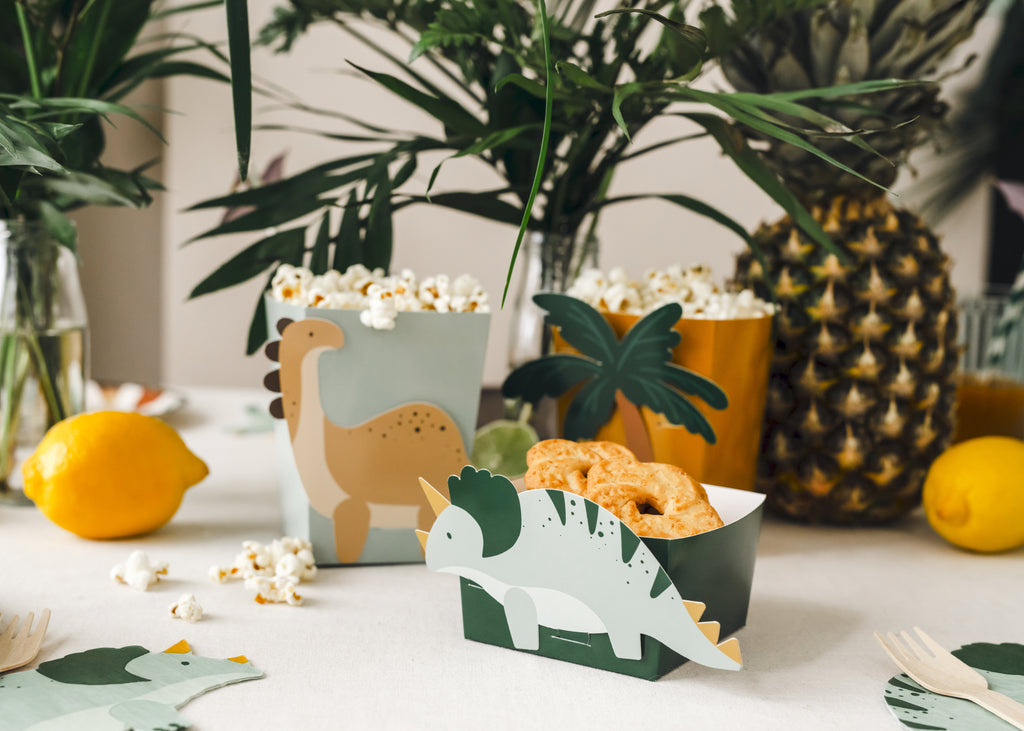 Dinosaurier‑Snackboxen – Bastelset | 6er Set (4 groß, 2 klein) mit Deko‑Teilen | Papierboxen in Farbmix für Kindergeburtstag