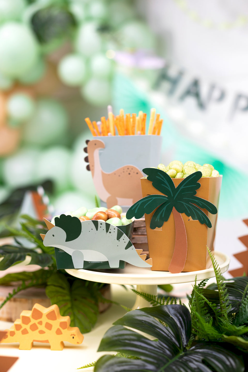 Dinosaurier‑Snackboxen – Bastelset | 6er Set (4 groß, 2 klein) mit Deko‑Teilen | Papierboxen in Farbmix für Kindergeburtstag