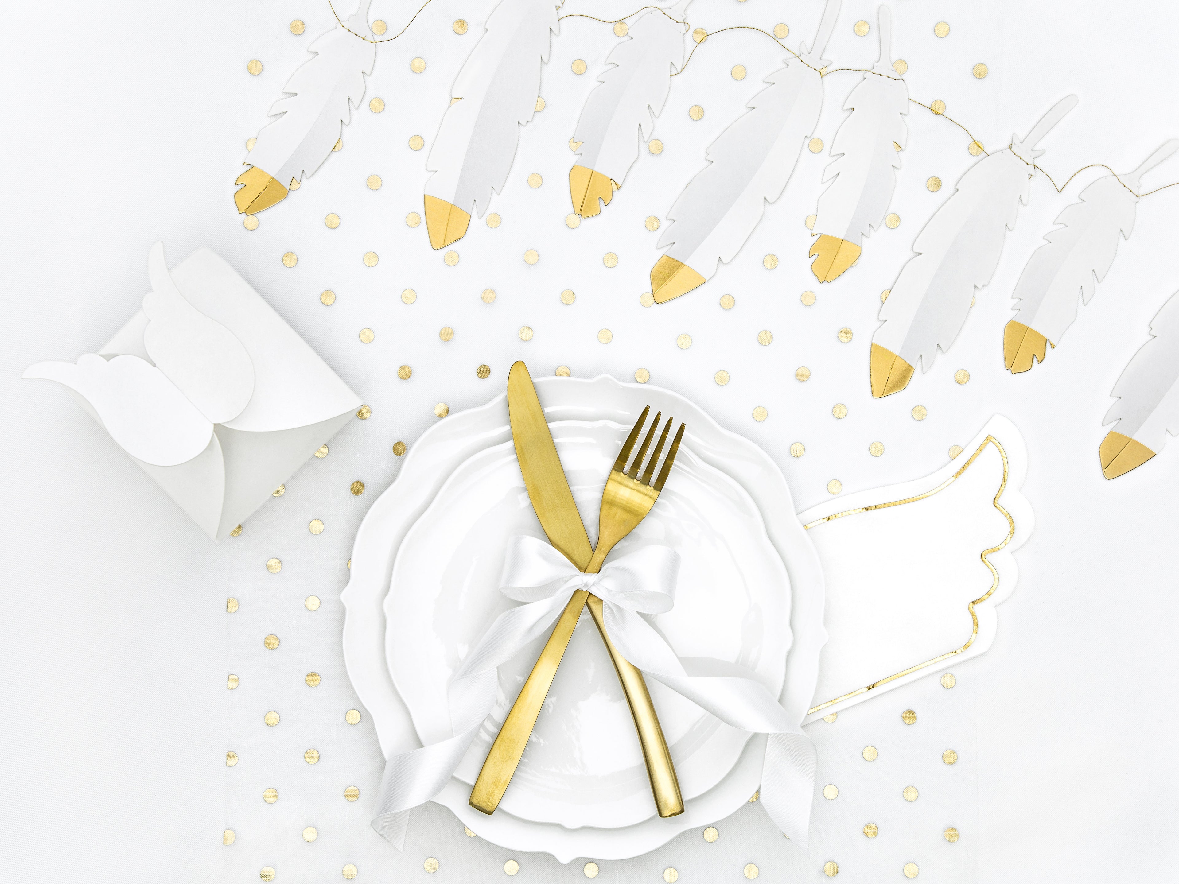 Federgirlande Weiß & Gold – 1,6 m Boho Deko mit weißen Federn und goldenen Spitzen | Hochzeit, Babyshower, Geburtstag