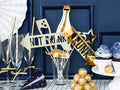Foto‑Requisiten „Let’s Celebrate“ – 8‑teiliges Set in Gold | Party‑Props zum Selbstmontieren | 21–42 cm | Fotobox, Geburtstag, Hochzeit