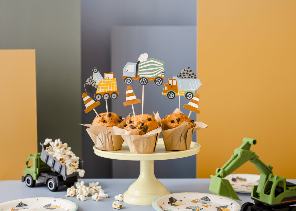 Cupcake‑Dekorationen „Baustellenfahrzeuge“ – 6er Set | 4–7 cm | Topper Bagger, LKW, Mischwagen & Pylone | Kindergeburtstag Baustelle