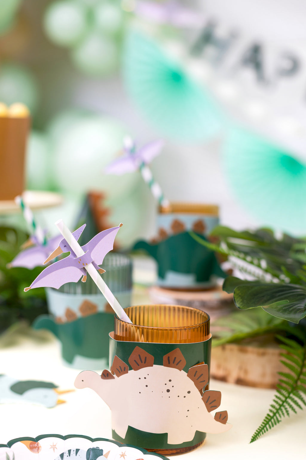 Dinosaurier‑Becherdeckel – 6er Set | Aufsätze für Partybecher im Farbmix | DIY zum Zusammenstecken, ca. 29,5 × 10 cm (flach)