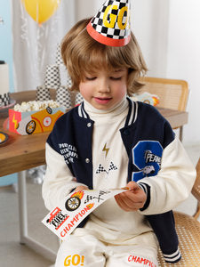 Autoaufkleber Set „Rennwagen Party“ – 6 Racing Sticker im Auto-Design | Kindergeburtstag, Partydeko, Mitgebsel | Flammen,Reifen,Flaggen