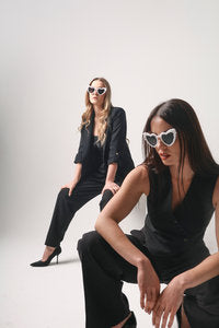 Herzförmige JGA‑Brille mit Perlen – Rosa oder Weiß | Partybrille für JGA, Bridal Shower & Fotos | Herzbrille Accessoire