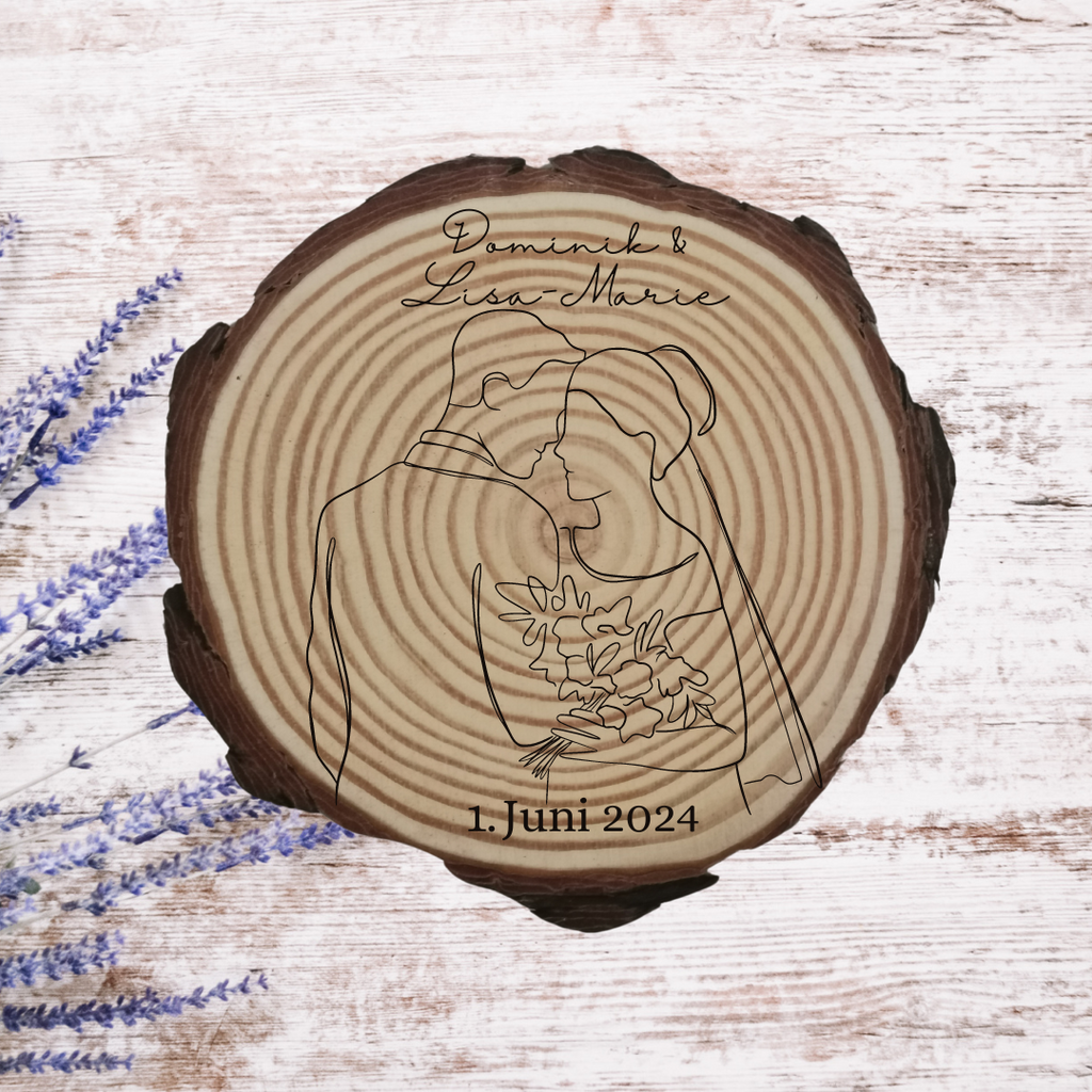 Gravierte Holzscheibe Hochzeit – personalisiert mit Namen & Datum – rustikale Hochzeitsdeko – Geschenk für Brautpaar – Ringträger Holz