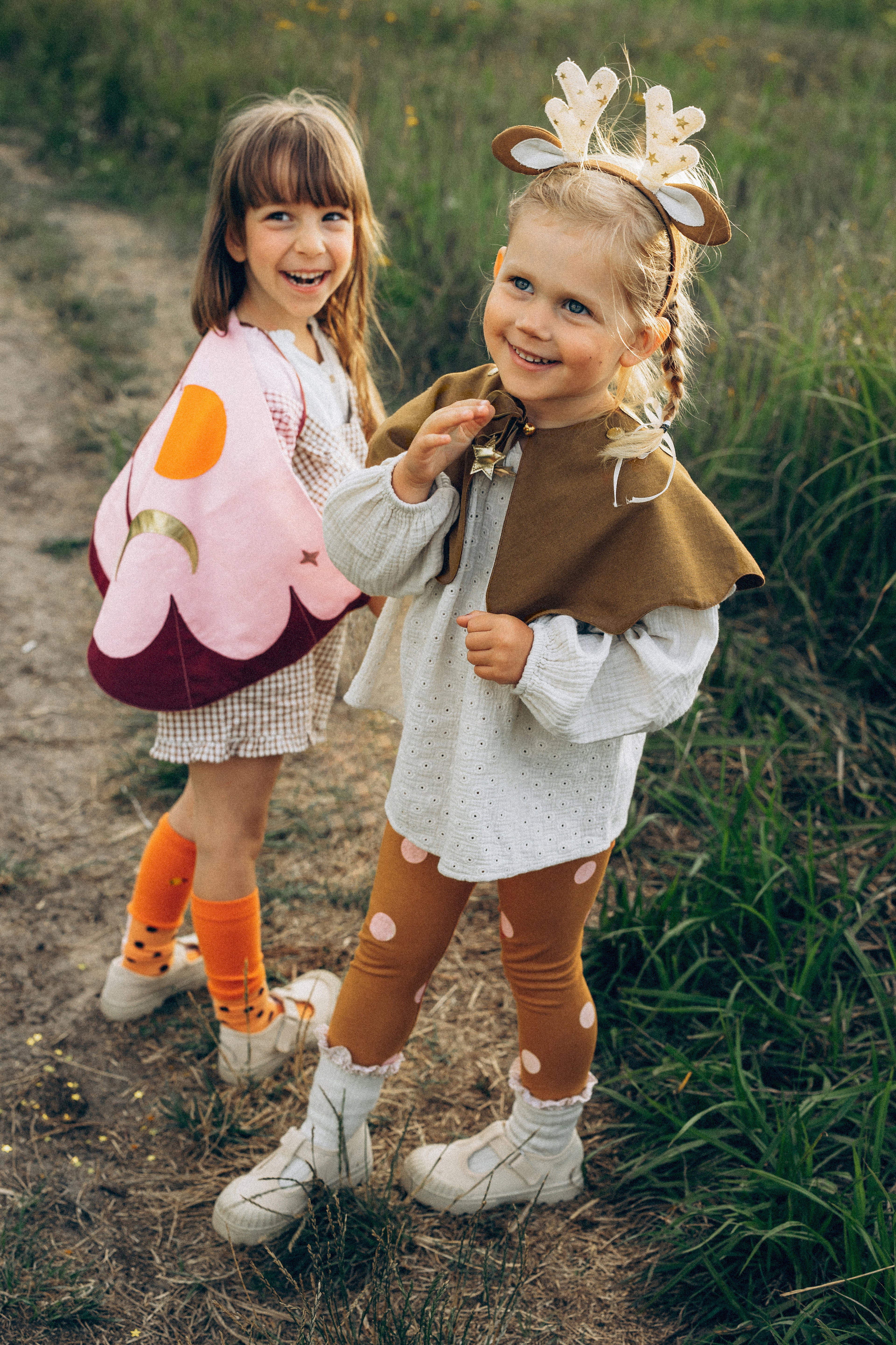Mädchen Reh‑Kostüm – 3‑tlg. Set aus Leggings, Cape/Halskragen & Haarreif | 3–5 Jahre | Hirsch Outfit für Fasching & Kinderparty
