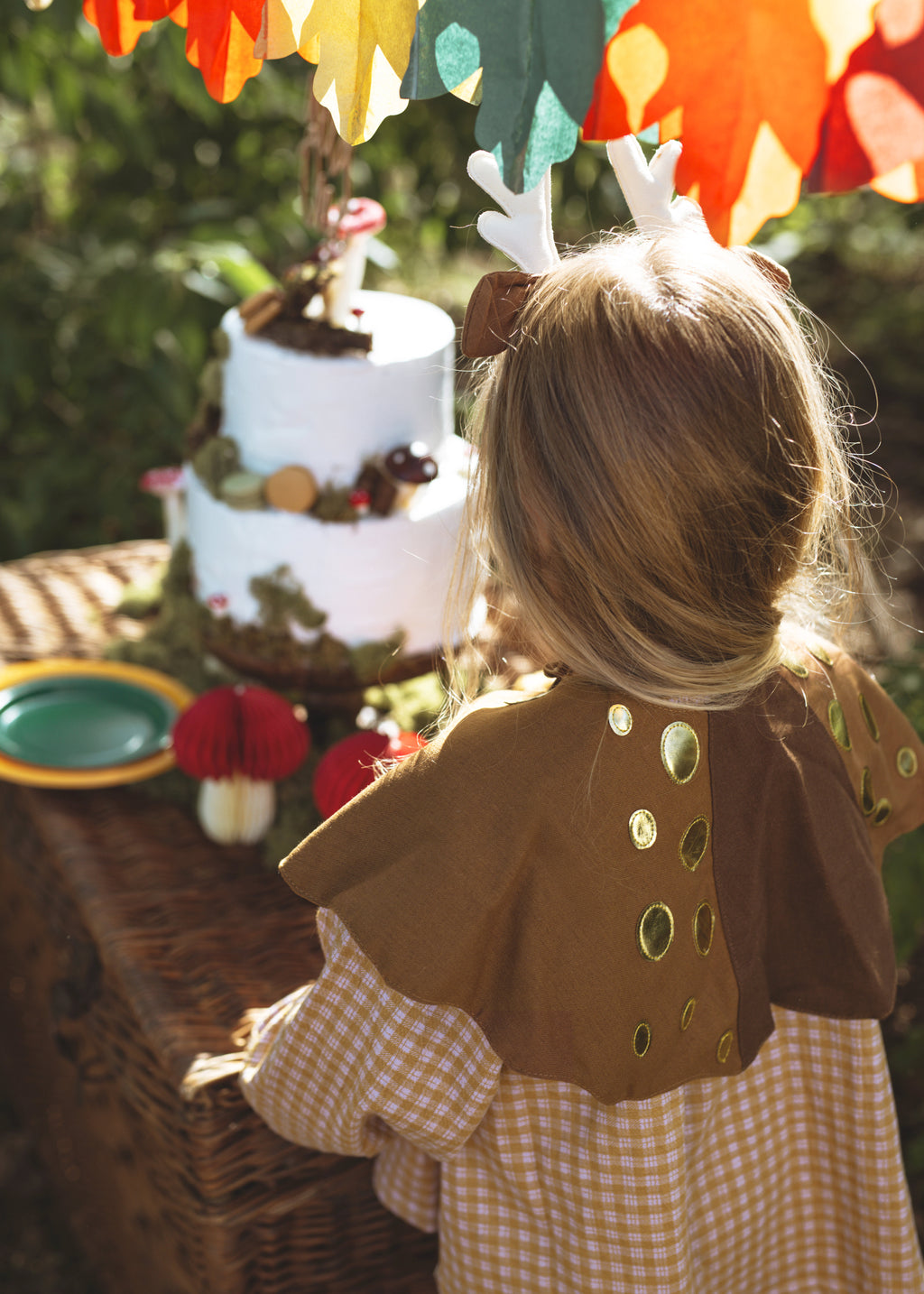 Mädchen Reh‑Kostüm – 3‑tlg. Set aus Leggings, Cape/Halskragen & Haarreif | 3–5 Jahre | Hirsch Outfit für Fasching & Kinderparty