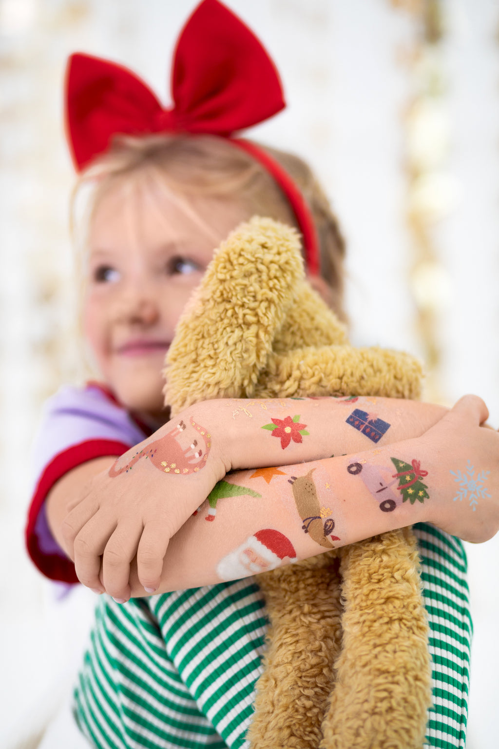 Ho Ho Ho! Weihnachts-Tattoos für Kinder - 13 temporäre Tattoos mit bunten Weihnachtsmotiven, Mitgebsel für Advent und Weihnachtsfeier