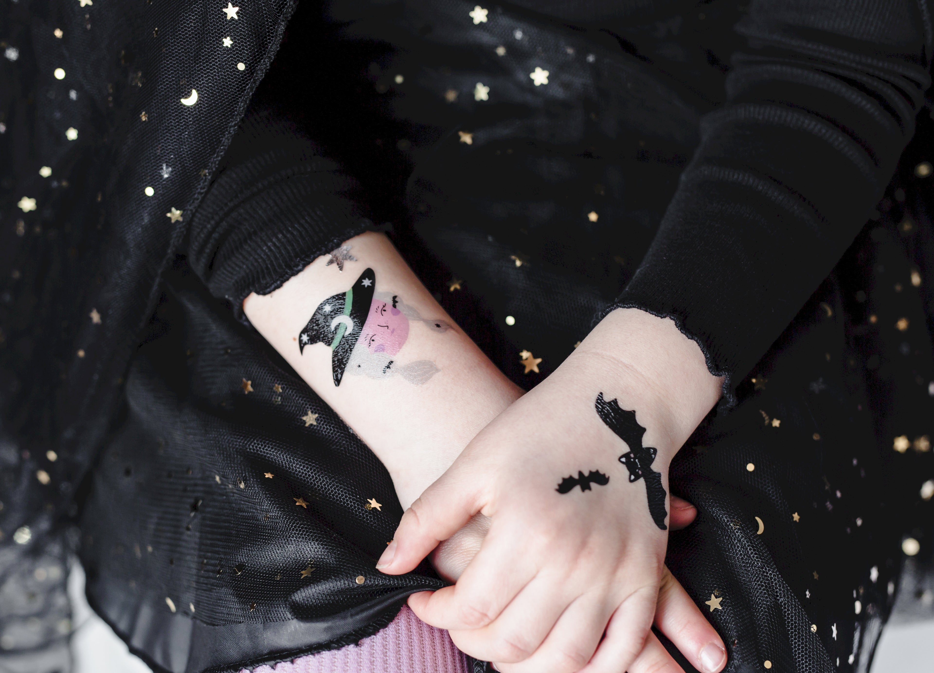 Halloween‑Temporärtattoos – 20er Set | Bunter Mix gruseliger Motive | Einfache Anwendung für Kinder & Erwachsene