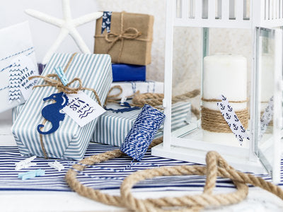 Geschenkanhänger „Ahoy“ – maritimes Set | 12 Tags in gemischten Mustern + 2 m Schnur | Geschenkverpackung,Party,Kindergeburtstag