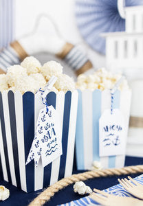 Geschenkanhänger „Ahoy“ – maritimes Set | 12 Tags in gemischten Mustern + 2 m Schnur | Geschenkverpackung,Party,Kindergeburtstag
