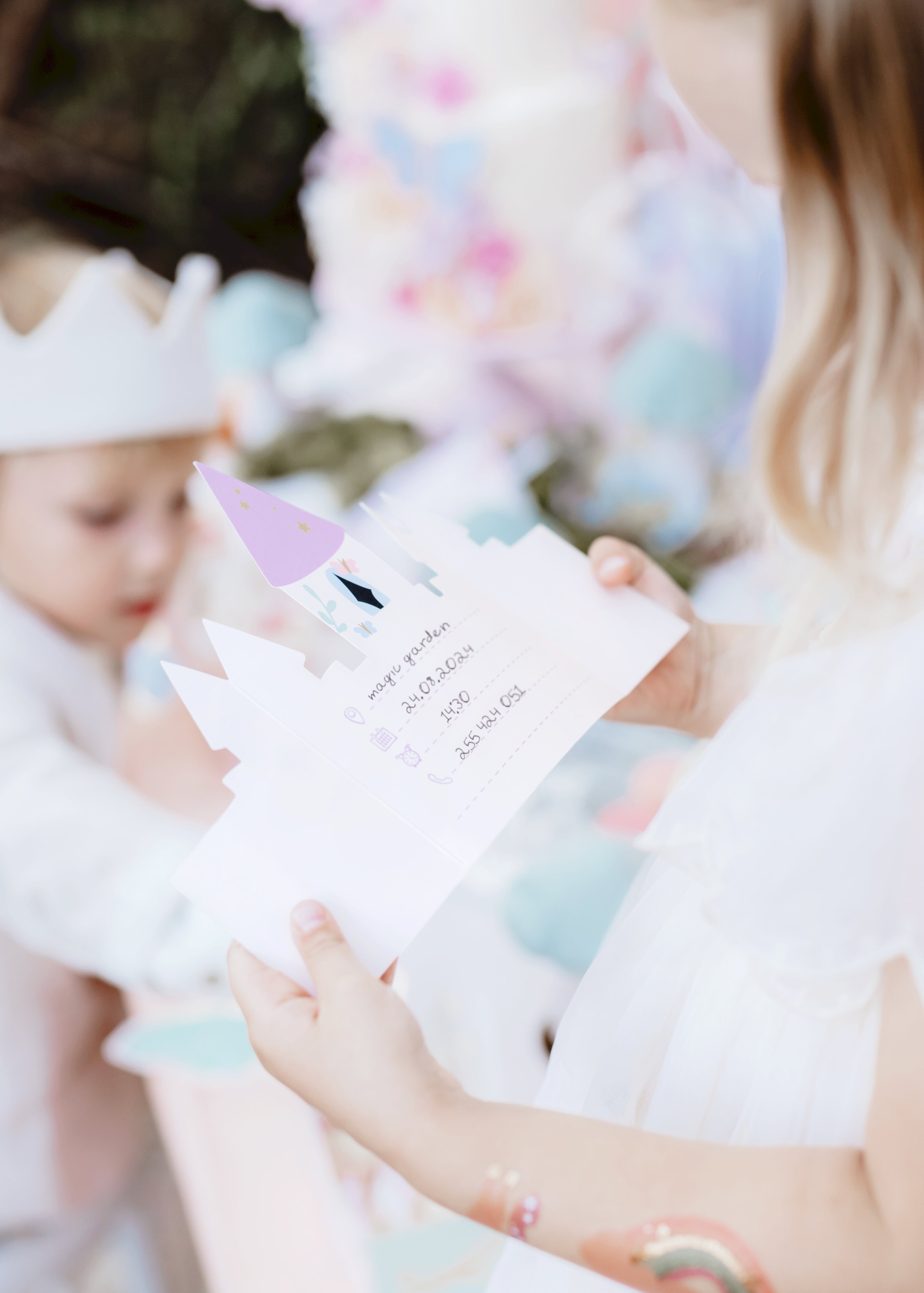 Einladungen Schloss‑Motiv – 6 Karten zum Ausfüllen inkl. Umschlägen | 12,5 × 15,5 cm | Prinzessinnen‑ & Kindergeburtstag