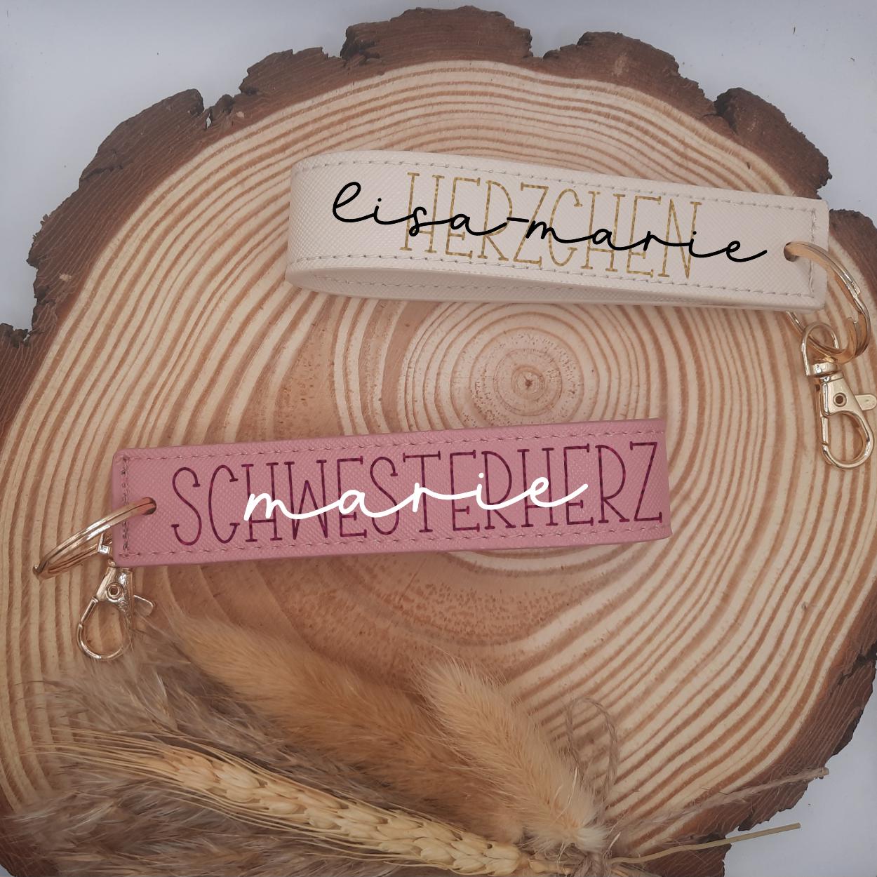 Personalisierter Schlüsselanhänger für Schwester und beste Freundin | Geschenk Freundschaft | Kleine Aufmerksamkeit mit Herz